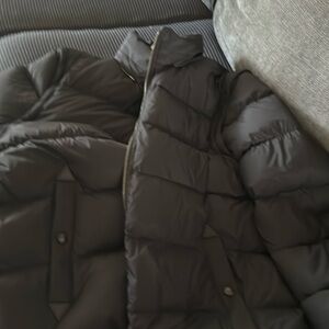 Burberry Check Detachable Sleeve Hooded Puffer Jacket Black. Men’s size large.